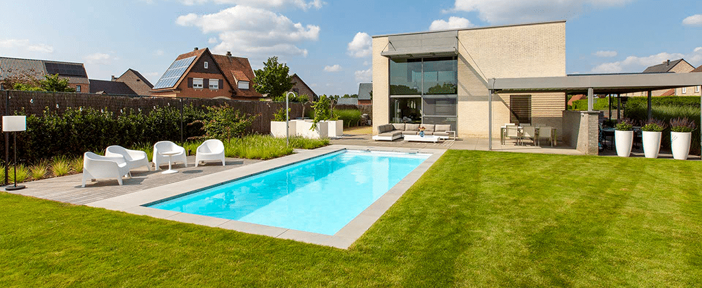 beschermen Blazen Slapen Moderne tuin met siergrassen en zwembad - Gert Kwanten | Tuinarchitect,  Tuinaanleg en Onderhoud